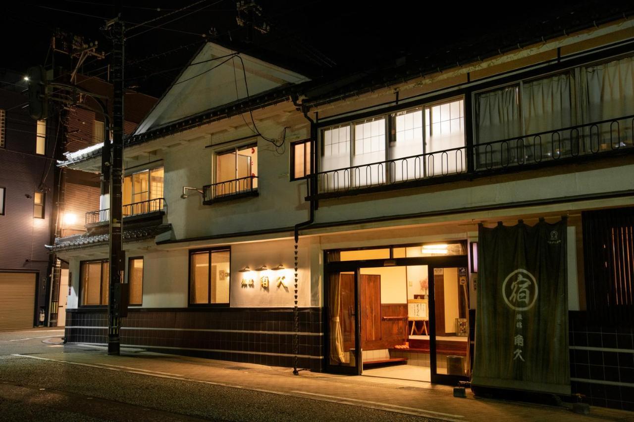Kadokyu Ryokan Takaoka Esterno foto