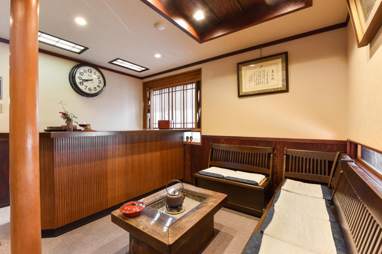 Kadokyu Ryokan Takaoka Esterno foto