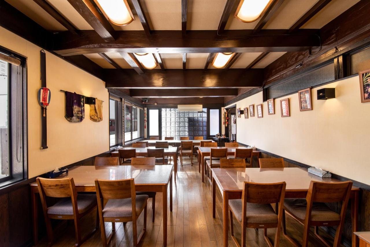 Kadokyu Ryokan Takaoka Esterno foto