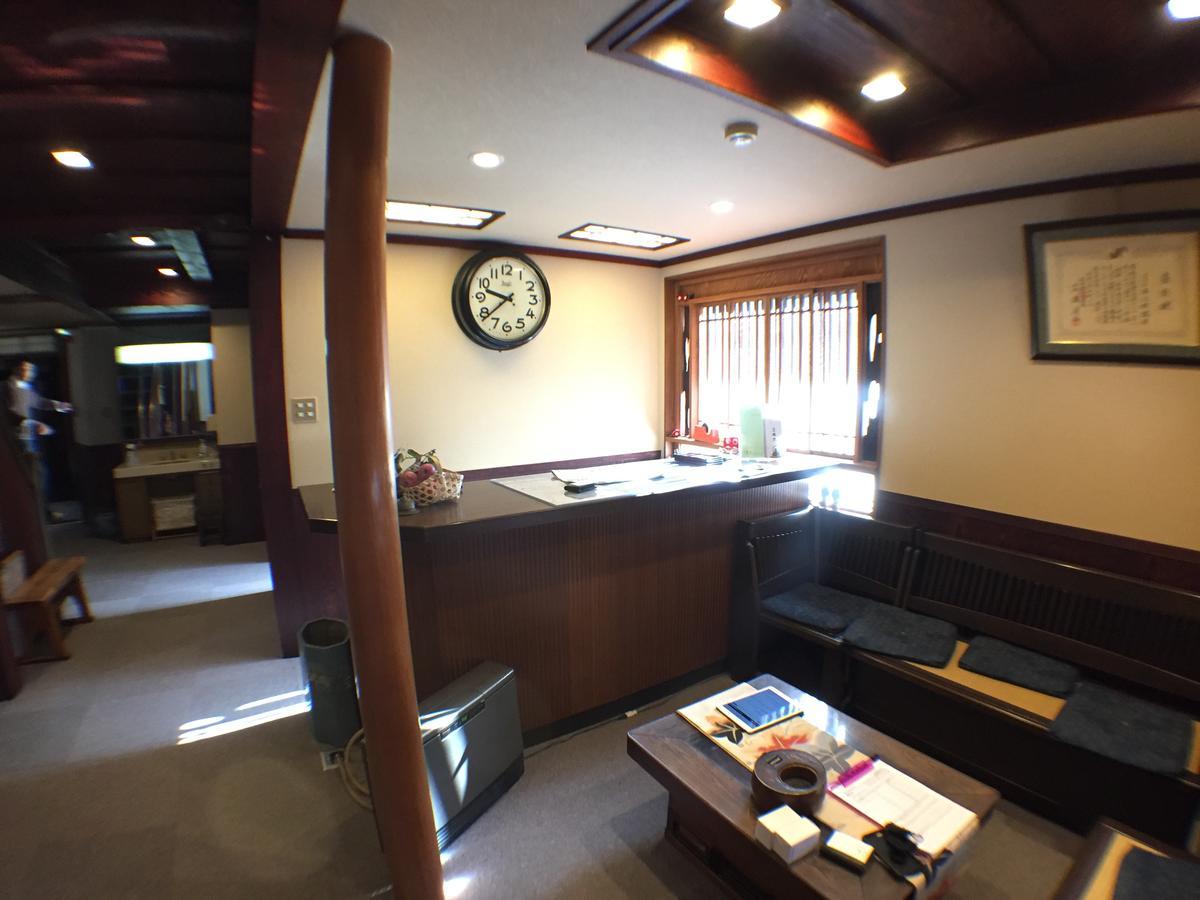 Kadokyu Ryokan Takaoka Esterno foto